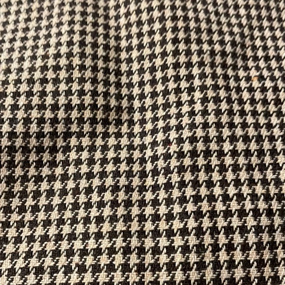 Plaid skirt - Picture 2 of 2